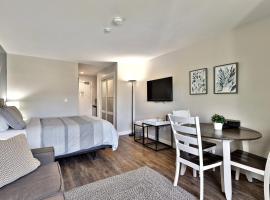 Charming Killington Center Studio Condo #341 on the Bus Route - Summer Pool，位于基灵顿的滑雪度假村