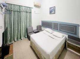 RedDoorz Syariah Near Pelabuhan Sri Bintan Pura Tanjungpinang，位于丹戎槟榔的酒店