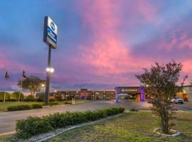 Best Western Taylor Inn，位于泰勒的酒店
