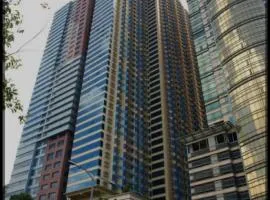 Condo In front of US Embassy Studio Unit with 2 Double Beds