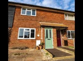 Rosemary Cottage Camber Sands, East Sussex - 1 min to beach