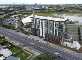 Ramada Suites by Wyndham Auckland Manukau Pacfic Centre