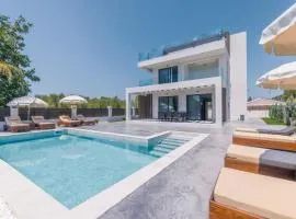 Villa Infinity Ena