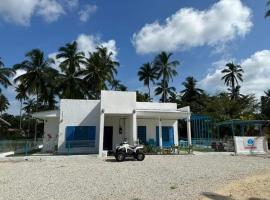 Villa Beradu Cherating ,Three bedroom house，位于珍拉丁的酒店