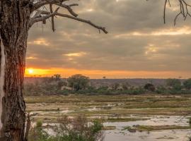 Foxy Crocodile Bush Lodge & Kruger Safari's - No Loadshedding，位于玛洛斯帕克的酒店