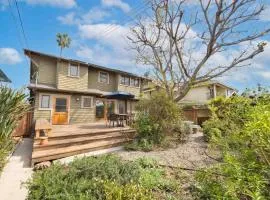 Classic Home Near Downtown & Hollywood