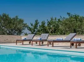 Villa Manda Korina - Three-Bedroom Villa with Private Pool