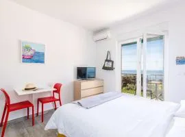 Apartments Villa Lukas - ''No 2'' Studio Apartment with Balcony and Sea View