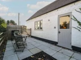 1 bed home in Eckington