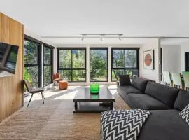 Station Penthouse with Private Spa