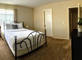 Extended Stay 3 Bedrooms Cozy Townhouse Living