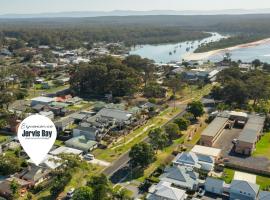 Kingston Cottage by Experience Jervis Bay，位于赫斯基森的酒店
