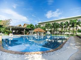 Blue Beach Grand Resort And Spa，位于拉威海滩的酒店
