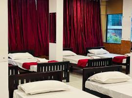 Misty Dormitory Munnar，位于Anachal的酒店