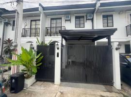 Savana Townhouse in San Pablo Philippines，位于圣巴勃罗的酒店