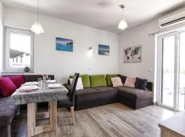 Apartments Victoria - One Bedroom Apartment with Terrace and Sea View A1