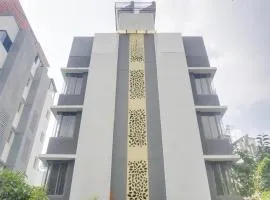 Super Townhouse Oak Viman Nagar