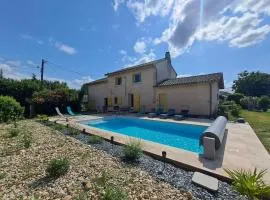 Lot et Garonne Gîte en campagne pour 6 personnes Piscine et jardin