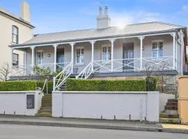 Hampden Neuve - Luxury Georgian Cottage