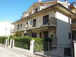 Ficus Pineto Vacanza