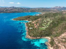 卡普多德索拉索海水浴温泉酒店，位于帕劳的酒店