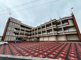 Hotel 777，位于Akolia的酒店