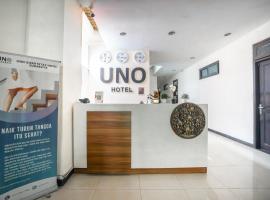 Hotel O Uno Hotel Near Tunjungan Plaza，位于泗水Tunjungan的酒店