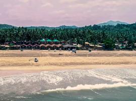Om sai beach huts，位于阿贡达的酒店