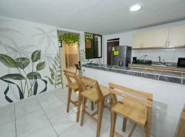 Acogedora casa cerca al estadio，位于Robledo的酒店