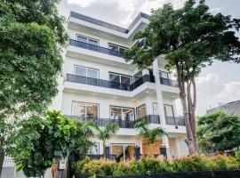 Amaltaash by Sandane Homes，位于大诺伊达的酒店