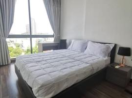 The Houze Condo apt, Khon Kaen，位于Ban Si Than的酒店