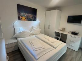 Tolle FeWo direkt am Campus 24-7 Checkin，位于格尔梅斯海姆的酒店
