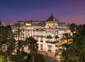 Hotel Alfonso XIII, a Luxury Collection Hotel, Seville，位于塞维利亚的酒店