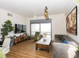 Tirat Carmel Penthouse