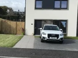 Sunny View, Montrose