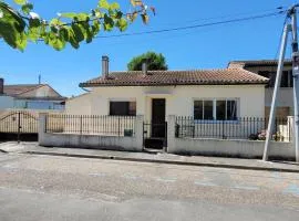 Maison Cenon indépendante avec jardin et parking