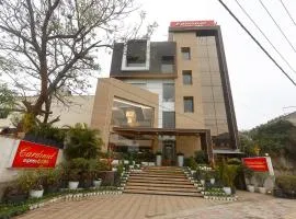 Hotel OXMO Delhi Airport With Free Airport Transsfer