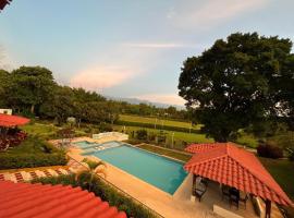 Hotel Campestre Jardines del Cafe - Quindio - Eje Cafetero，位于蒙特内哥罗的酒店