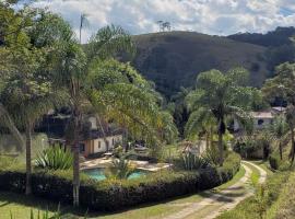 Recanto dos Carvalhos - Pousada Camping，位于圣洛伦索的酒店