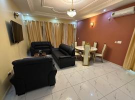 Primeshare Luxury Apartments Ebang - Swimming Pool, Snack, Sports, & Tech Center，位于雅温得的酒店