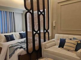 200mbps WiFi, Luxury condo near Ayala，位于宿务的酒店