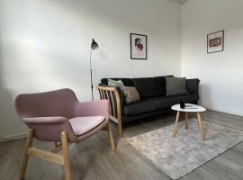 Hyggelig lejlighed i ældre byhus i Varde by，位于瓦尔德的酒店
