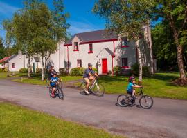 Lough Lannagh Self Catering Cottages，位于卡斯尔巴的酒店