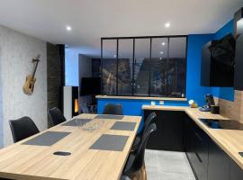 Jolie maison rénovée，位于Poulangy的酒店