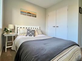 Cozy Home in Central Millwater，位于奥克兰的酒店