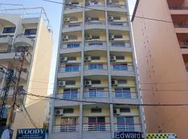 Edward V Hotel - Maameltein, Jounieh