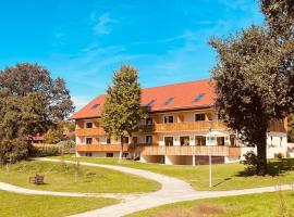 Chalet An der Brunnader-Ihr perfekter Rückzugsort in der Bayerischen Toskana-Überwiegend mit Klima-3Geh-Min zur Therme，位于巴特比恩巴赫的酒店
