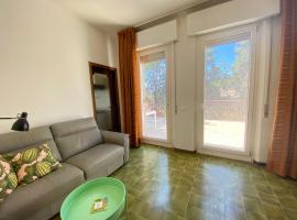 Le Curve di Montegallo, Cozy Family Stay by the Conero，位于奥西莫的酒店