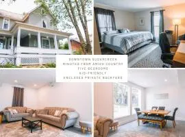 Downtown Escape Great for large families & groups