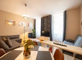 Sarah's Home with POOL, WELLNESS